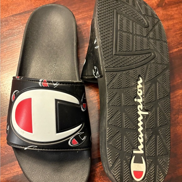 Men’s Slides - Picture 2 of 2